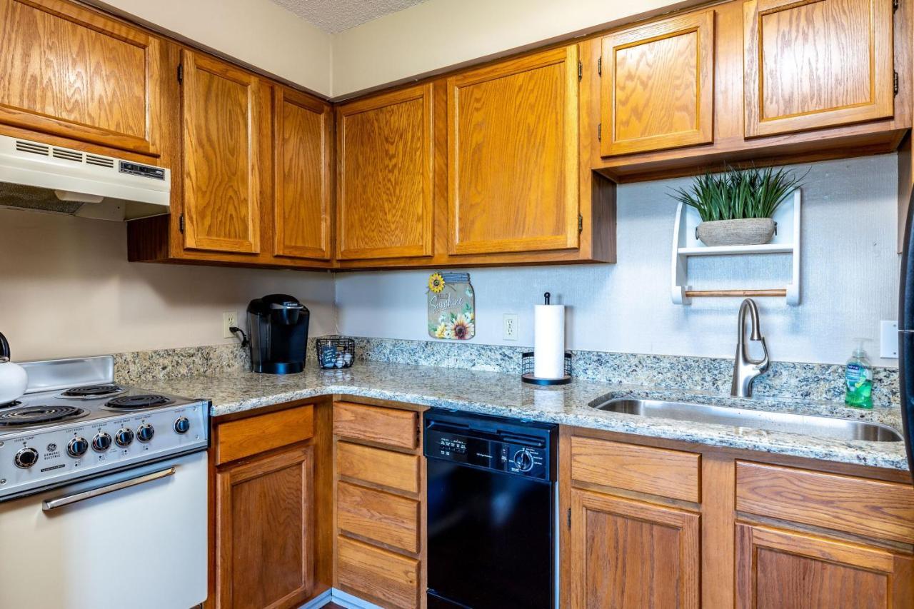Wow Views!!-Mountain Escape-Outdoor Pool-Close To Downtown-Wifi-Cable-Private Balcony Gatlinburg Eksteriør bilde