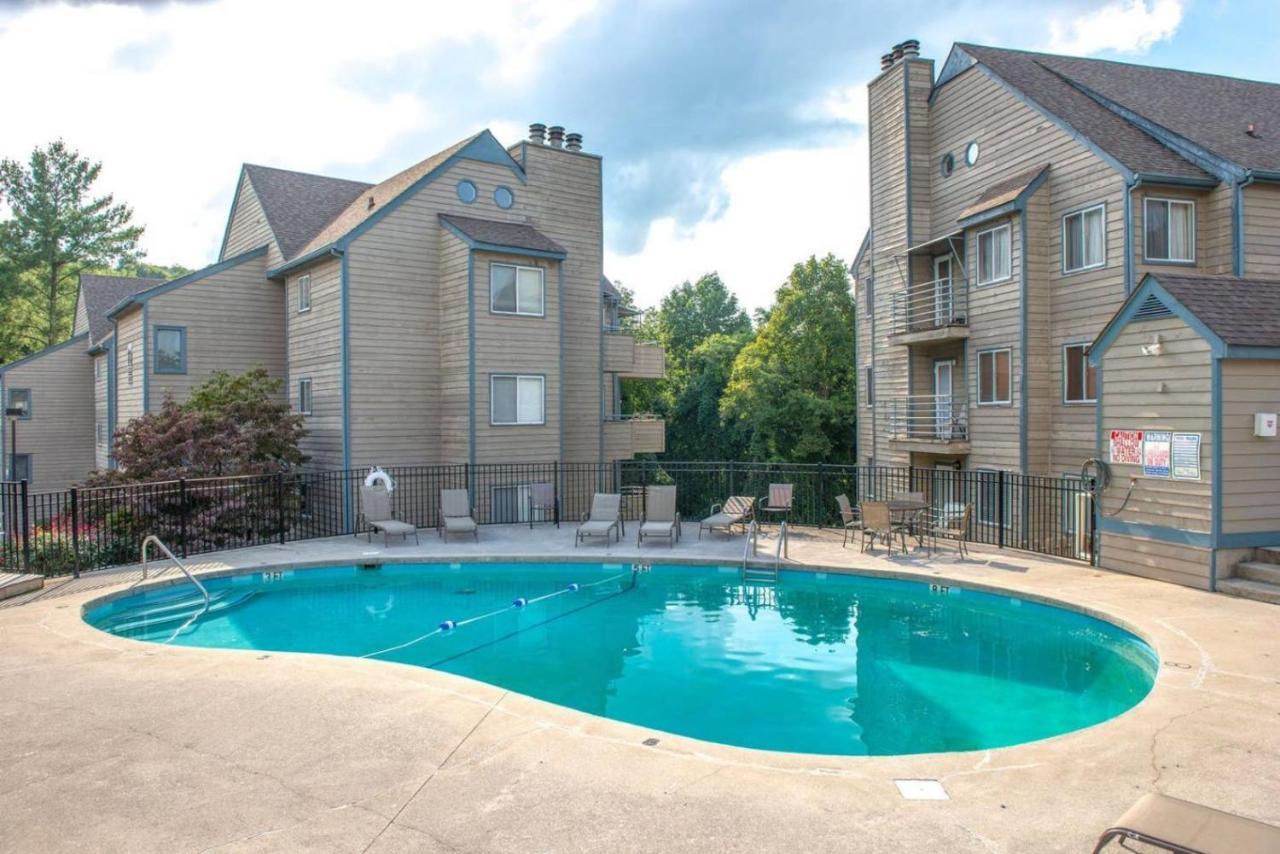 Wow Views!!-Mountain Escape-Outdoor Pool-Close To Downtown-Wifi-Cable-Private Balcony Gatlinburg Eksteriør bilde