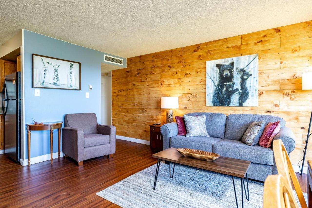 Wow Views!!-Mountain Escape-Outdoor Pool-Close To Downtown-Wifi-Cable-Private Balcony Gatlinburg Eksteriør bilde